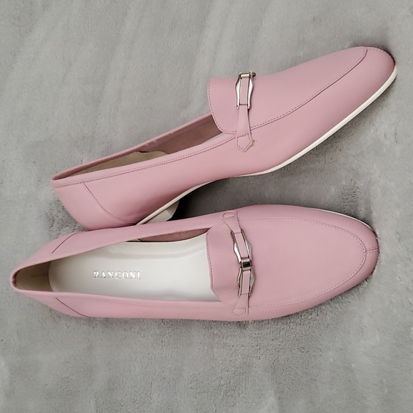 🆕️ RANGONI Pink All Leather Chain Accent Women's Loafers SIZE: 9B - Picture 1 of 10